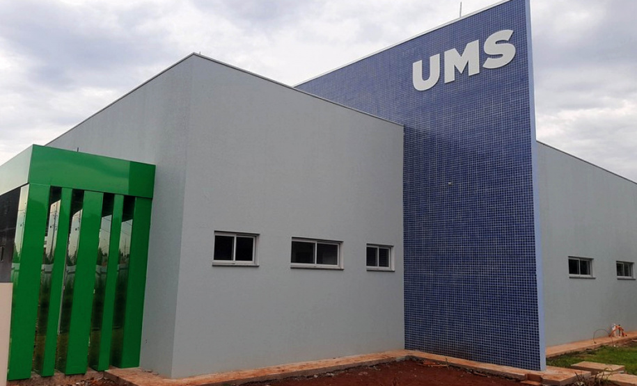 Segundo um relatório de acompanhamento de execução da Diretoria de Obras da Secretaria de Estado da Saúde (Sesa), o Paraná possui atualmente 28 obras de Pronto Atendimento Municipais (PAM), 13 obras de Unidades Mistas de Saúde (UMS) e quatro obras de maternidades municipais, somando R$ 181,8 milhões investidos em novas estruturas.