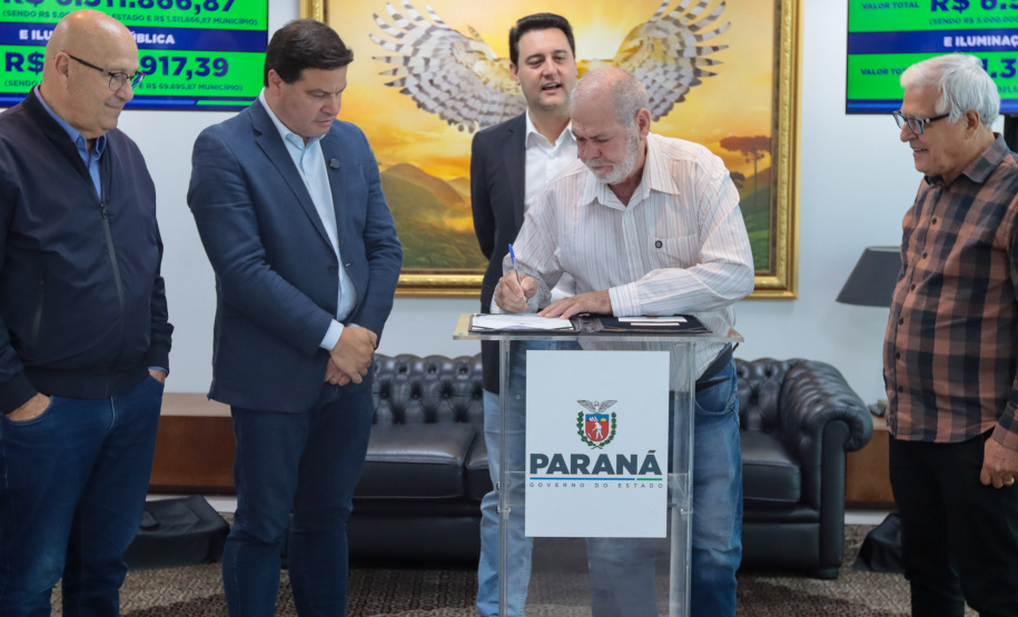 ASFALTO NOVO VIDA NOVA