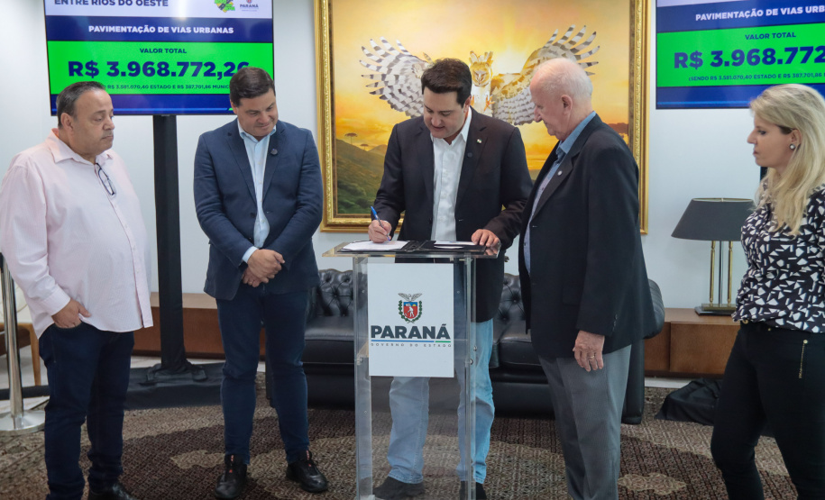 ASFALTO NOVO VIDA NOVA