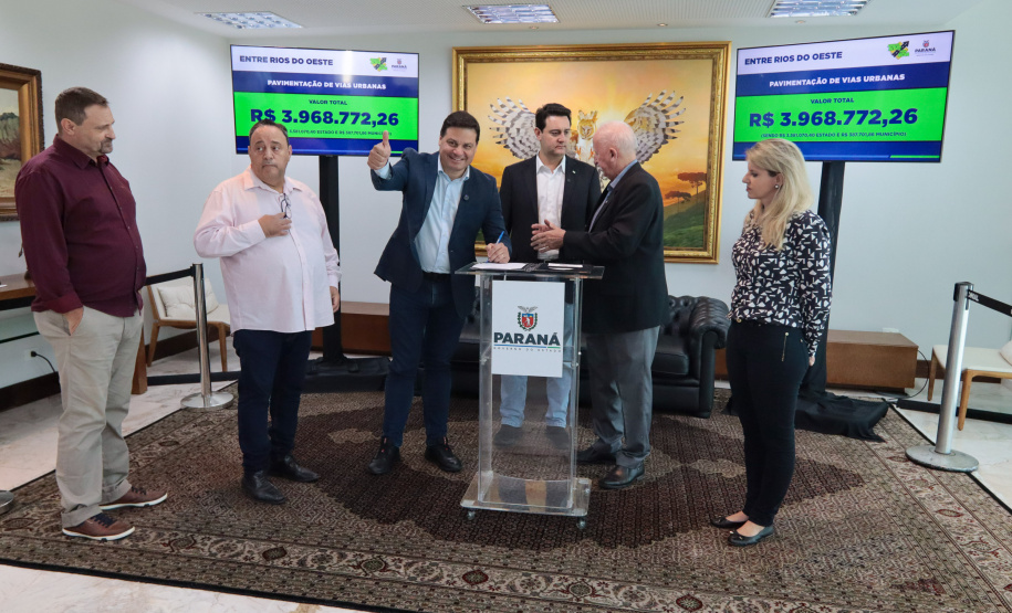 ASFALTO NOVO VIDA NOVA