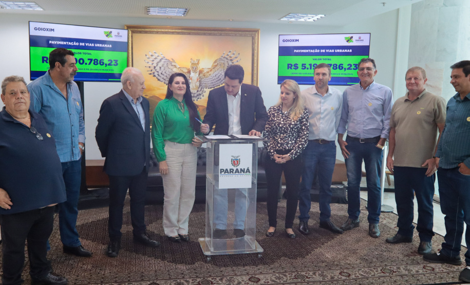 ASFALTO NOVO VIDA NOVA