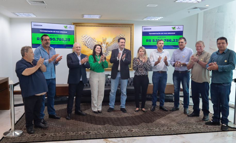 ASFALTO NOVO VIDA NOVA