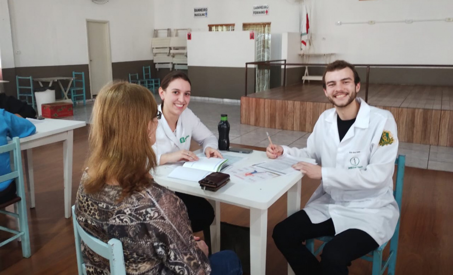 SESA CAPACITA PROFISSIONAIS IDOSOS