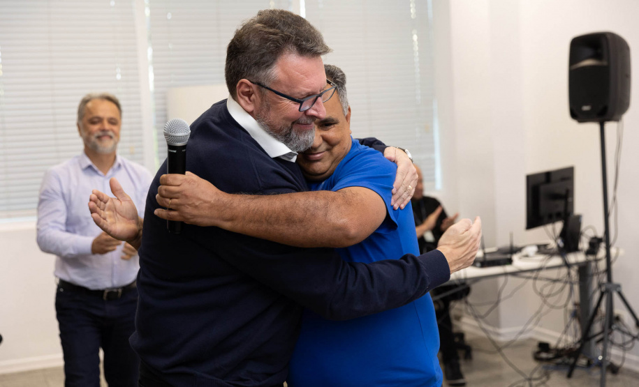 Sanepar homenageia empregados que atuaram na tragédia do Rio Grande do Sul