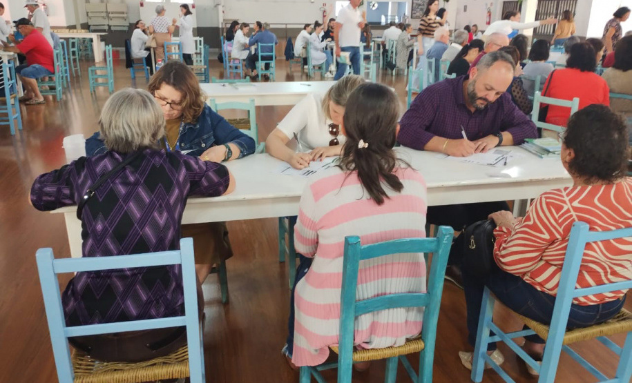 SESA CAPACITA PROFISSIONAIS IDOSOS