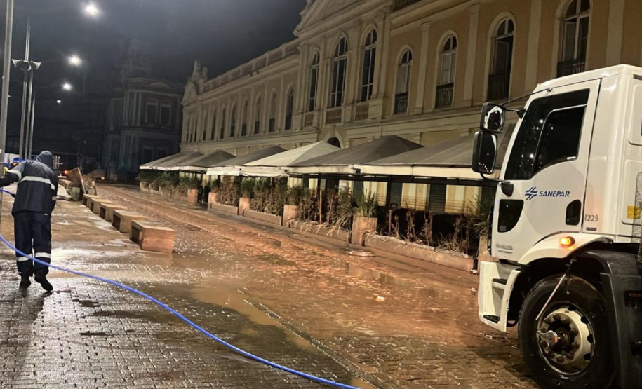 SANEPAR ABASTECIMENTO E LIMPEZA RS