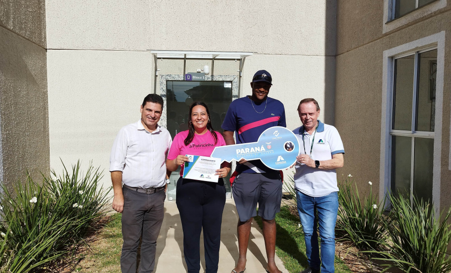 entrega do Parque Ayala III em Arapongas