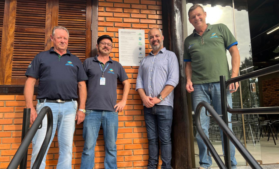 IAT CENTRO DE EDUCAÇÃO AMBIENTAL BURITI