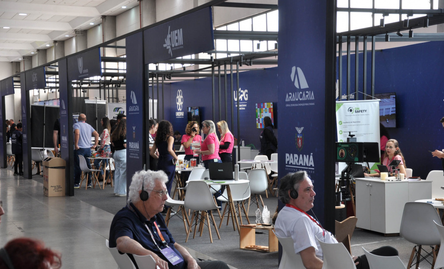 Com aumento de investimentos em ciência, lideranças reconhecem o  papel do governo para o desenvolvimento estadual