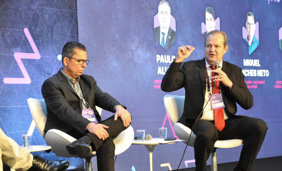 Com aumento de investimentos em ciência, lideranças reconhecem o  papel do governo para o desenvolvimento estadual