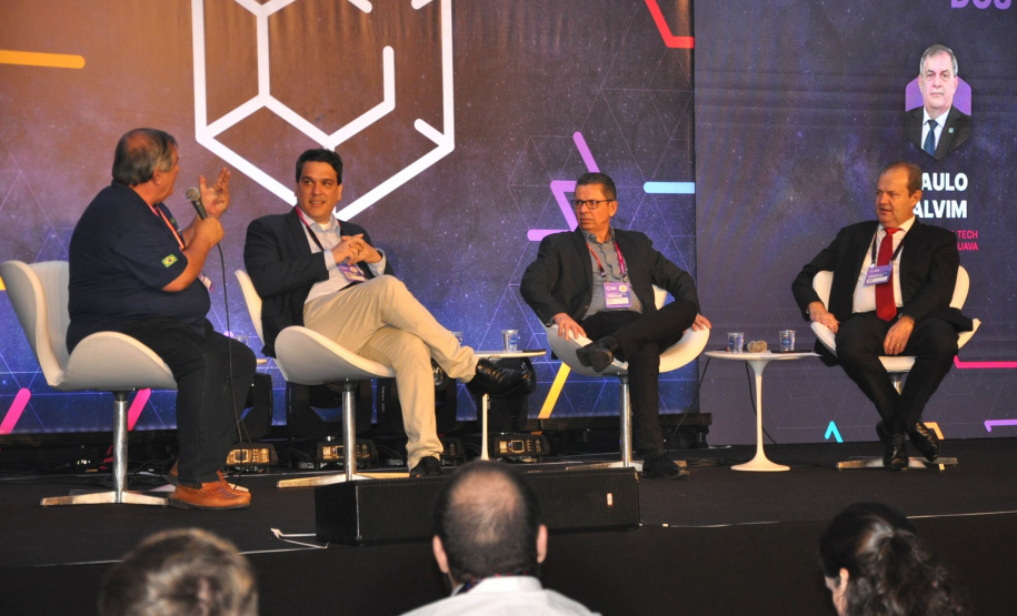 Com aumento de investimentos em ciência, lideranças reconhecem o  papel do governo para o desenvolvimento estadual