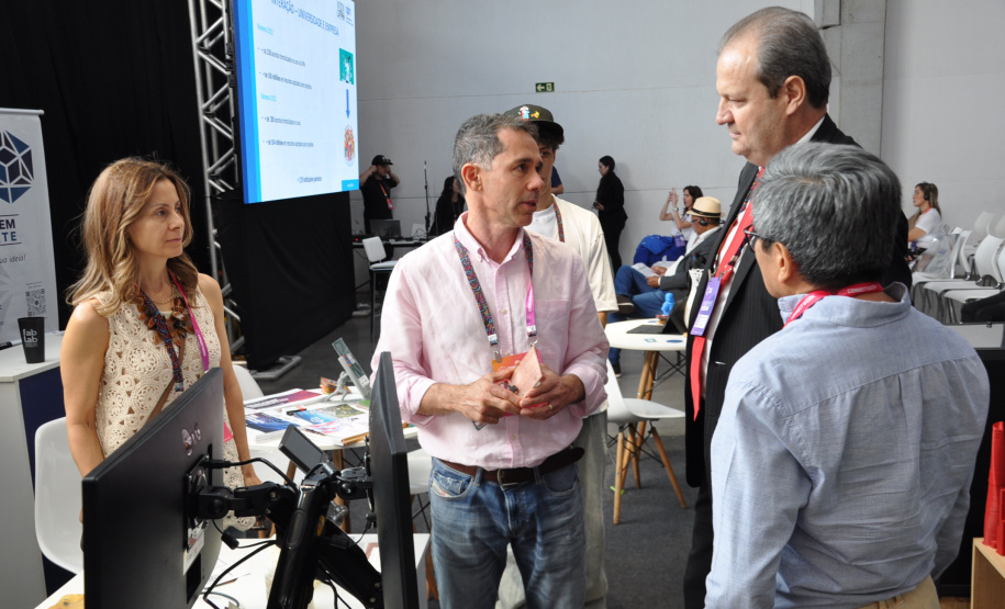 Com aumento de investimentos em ciência, lideranças reconhecem o  papel do governo para o desenvolvimento estadual