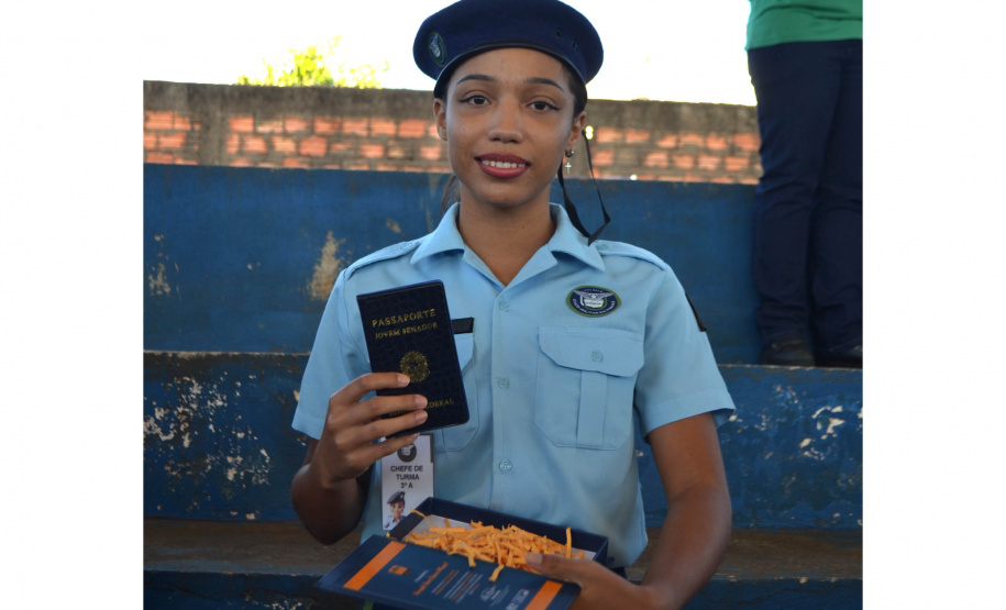 Estudante do Norte do Paraná vence concurso de redação e se tornará jovem senadora por quatro dias