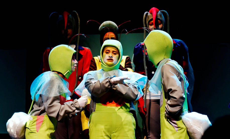 Agenda cultural para as crianças: “Alumia” dá foco ao medo de um jeito lúdico