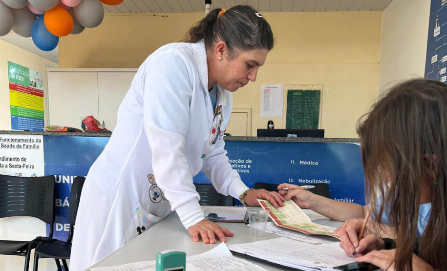 Mais de 70 mil crianças são imunizadas no Dia D contra a poliomielite em todo o Paraná