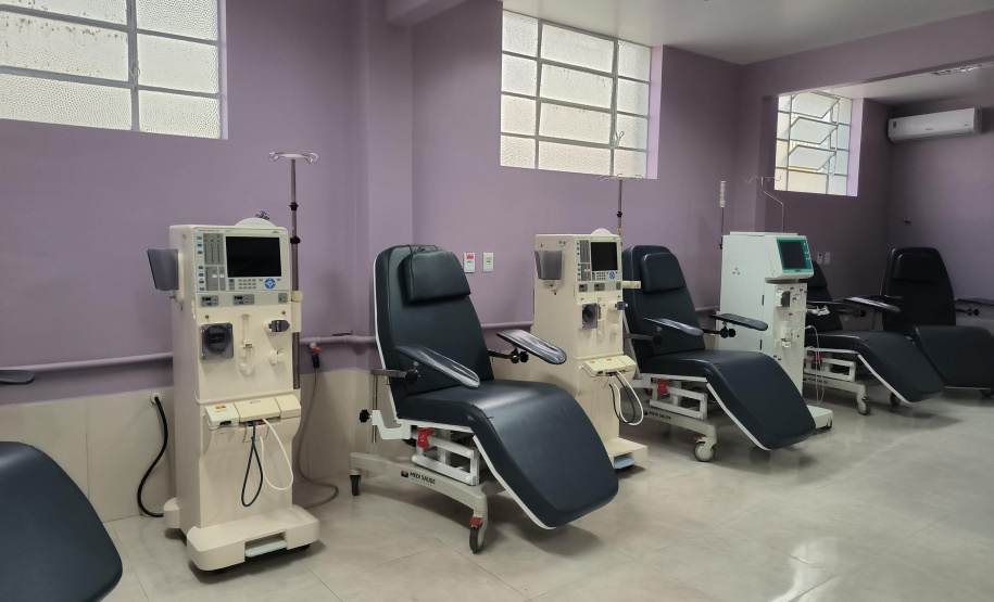 Com recursos do Estado, Clínica de Hemodiálise de Castro é reativada