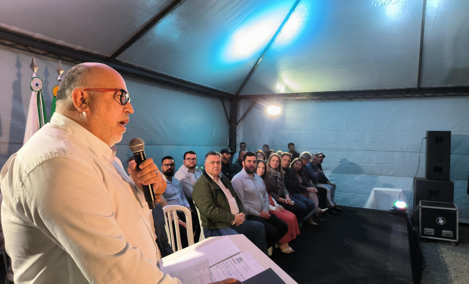 Governo do Estado assina ordem de serviço para maternidade de Reserva