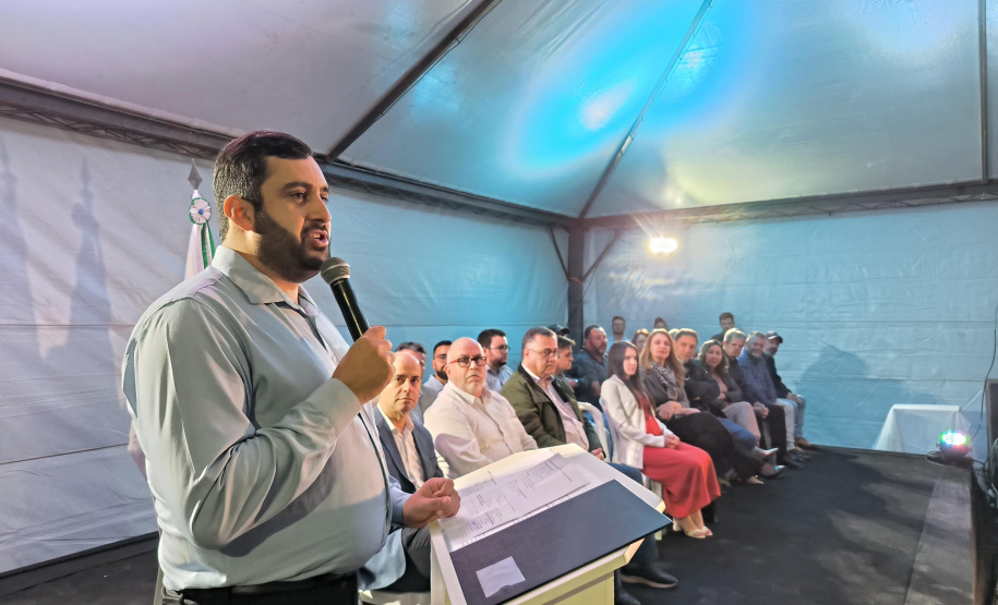 Governo do Estado assina ordem de serviço para maternidade de Reserva