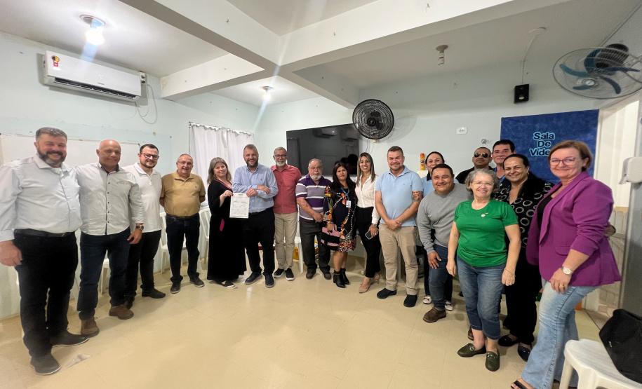 SEDEF ENTREGA RECURSOS PGUA E GUARATUBA