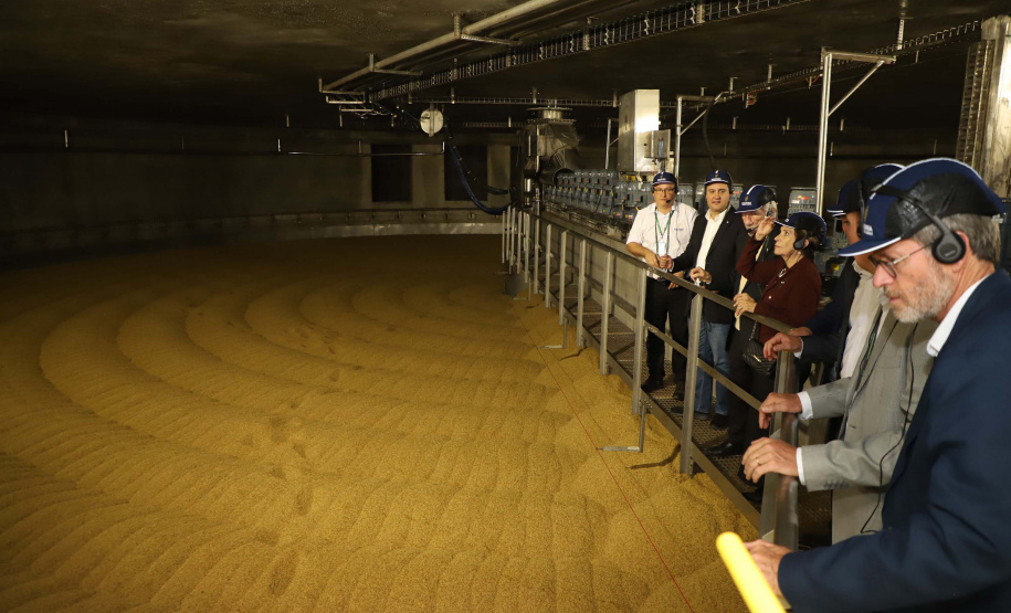 O governador Carlos Massa Ratinho Junior participou nesta quinta-feira (6), em Ponta Grossa, da inauguração da Maltaria Campos Gerais, localizada próximo ao limite com o município de Carambeí.