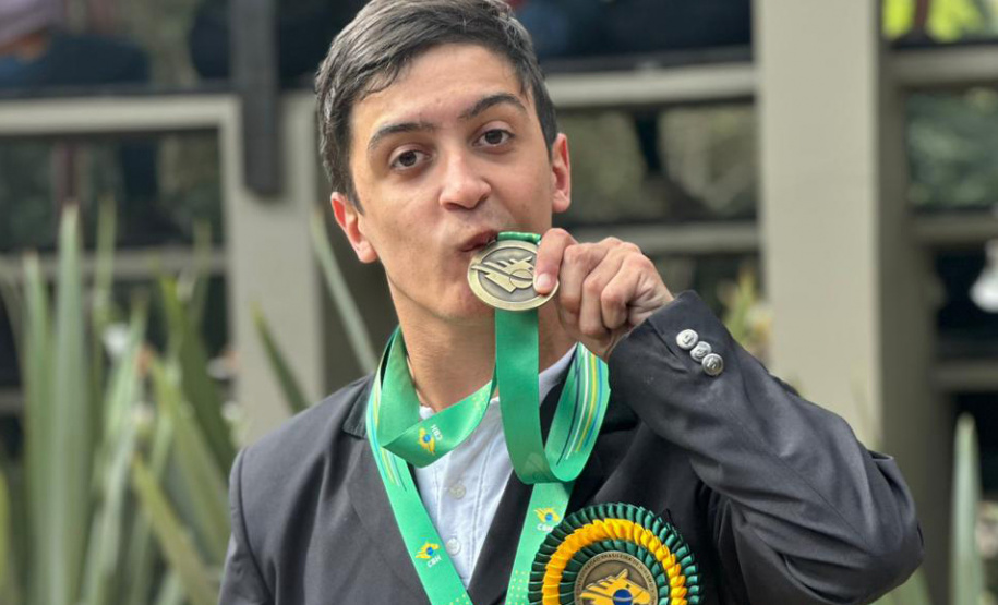 Terapia com cavalos oferecida pela PMPR colabora na qualidade de vida de pessoas com deficiência