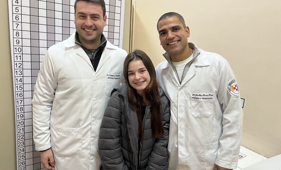 Junho Verde alerta sobre o diagnóstico e tratamento precoce da escoliose