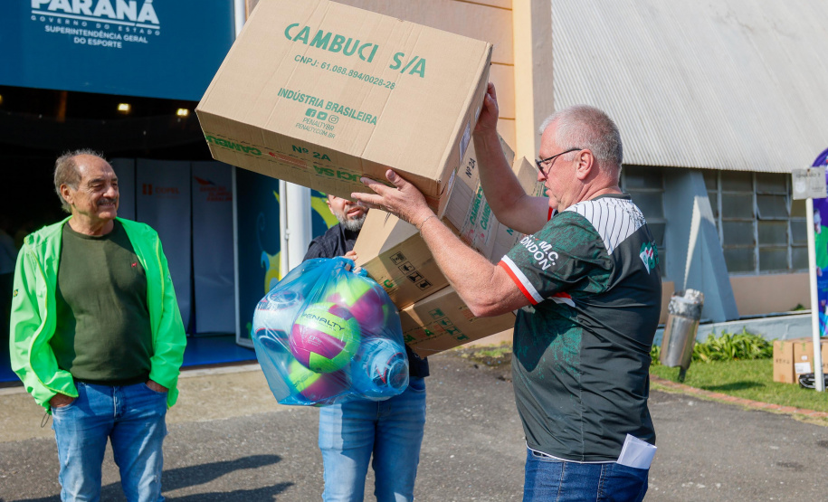 Governador em exercício Darci Piana participa do evento Transformando Pessoas, Formando Vencedores, evento que reuniu atletas e técnicos paranaenses que vão participar dos Jogos Olímpicos e Paralímpicos de Paris 2024.  Foto: Gabriel Rosa/AEN