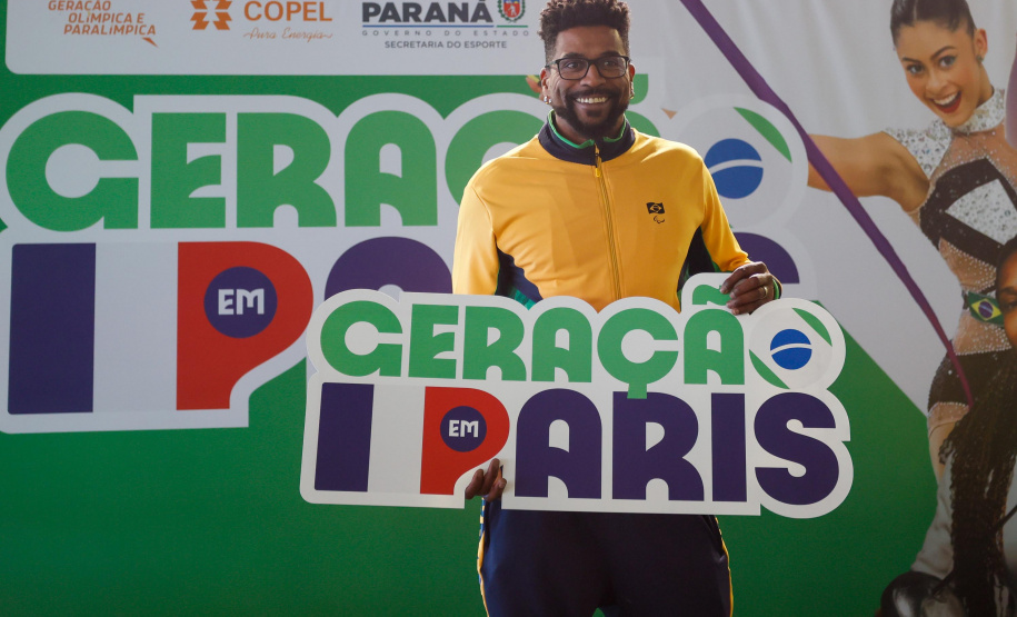 Governador em exercício Darci Piana participa do evento Transformando Pessoas, Formando Vencedores, evento que reuniu atletas e técnicos paranaenses que vão participar dos Jogos Olímpicos e Paralímpicos de Paris 2024.  Foto: Gabriel Rosa/AEN