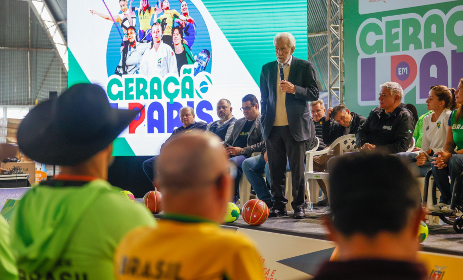Governador em exercício Darci Piana participa do evento Transformando Pessoas, Formando Vencedores, evento que reuniu atletas e técnicos paranaenses que vão participar dos Jogos Olímpicos e Paralímpicos de Paris 2024.  Foto: Gabriel Rosa/AEN