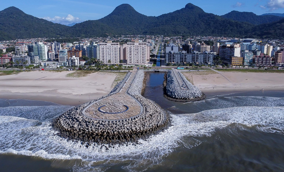 Obras de revitalização da orla de Matinhos alcançam 94,21% no mês de maio