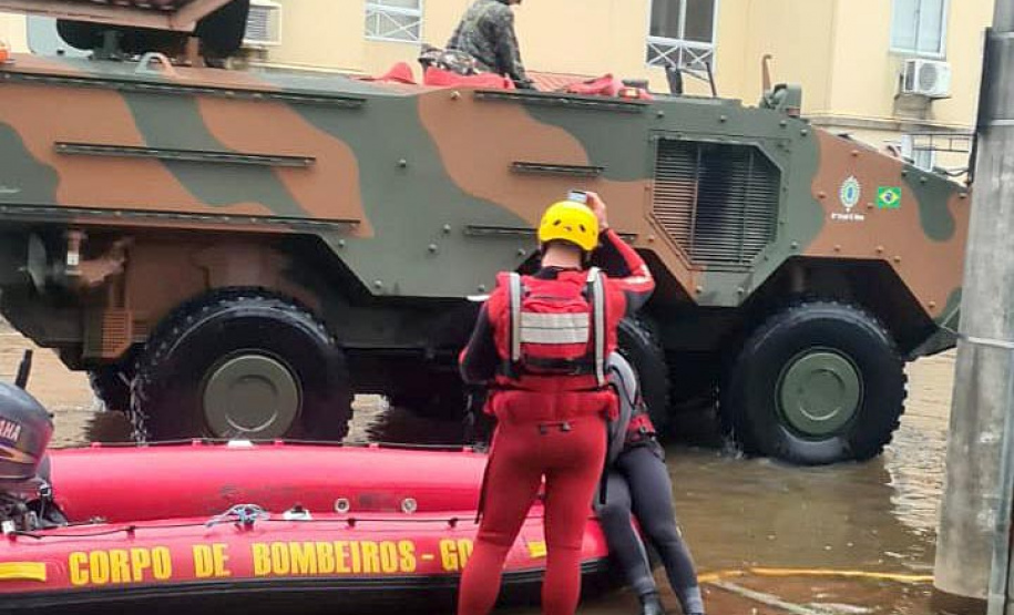 BOMBEIROS