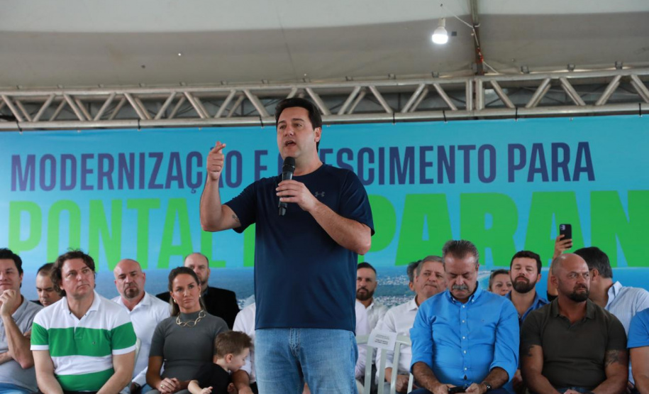 O governador Carlos Massa Ratinho Junior anunciou neste sábado (22), no balneário de Praia de Leste, o projeto de modernização da orla de Pontal do Paraná e um pacote de investimentos para a cidade que ultrapassará R$ 96 milhões