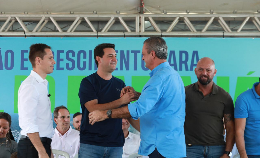 O governador Carlos Massa Ratinho Junior anunciou neste sábado (22), no balneário de Praia de Leste, o projeto de modernização da orla de Pontal do Paraná e um pacote de investimentos para a cidade que ultrapassará R$ 96 milhões