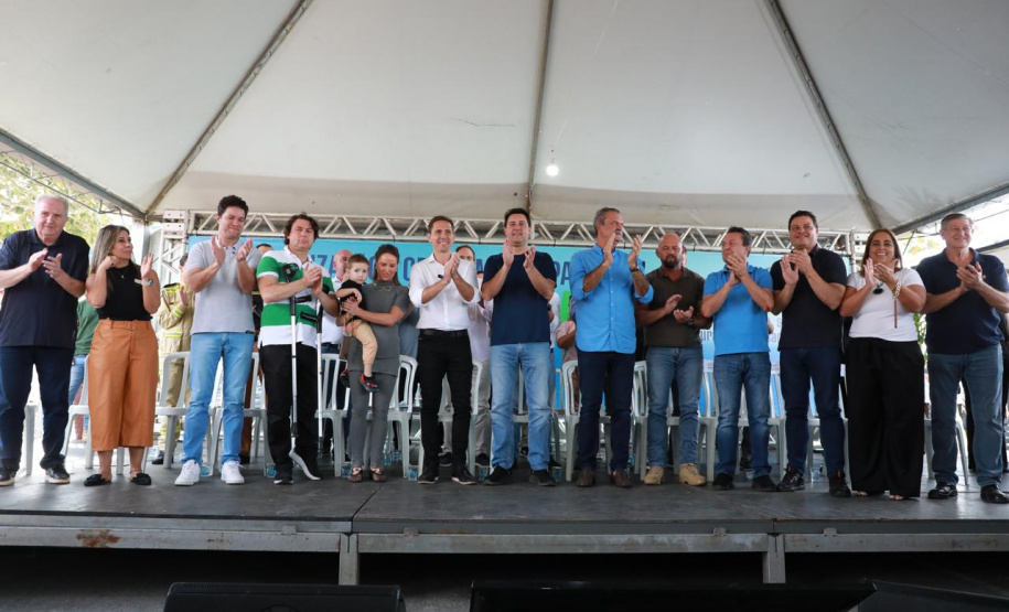 O governador Carlos Massa Ratinho Junior anunciou neste sábado (22), no balneário de Praia de Leste, o projeto de modernização da orla de Pontal do Paraná e um pacote de investimentos para a cidade que ultrapassará R$ 96 milhões