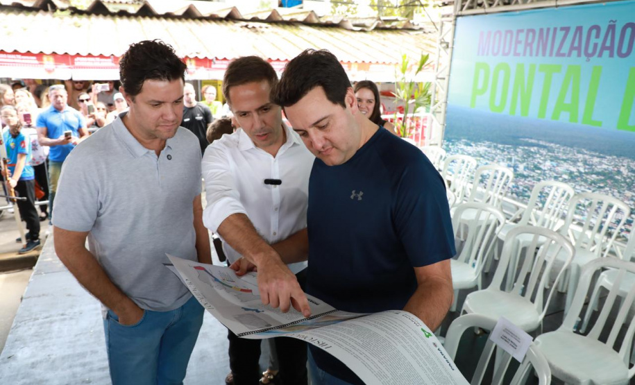 O governador Carlos Massa Ratinho Junior anunciou neste sábado (22), no balneário de Praia de Leste, o projeto de modernização da orla de Pontal do Paraná e um pacote de investimentos para a cidade que ultrapassará R$ 96 milhões