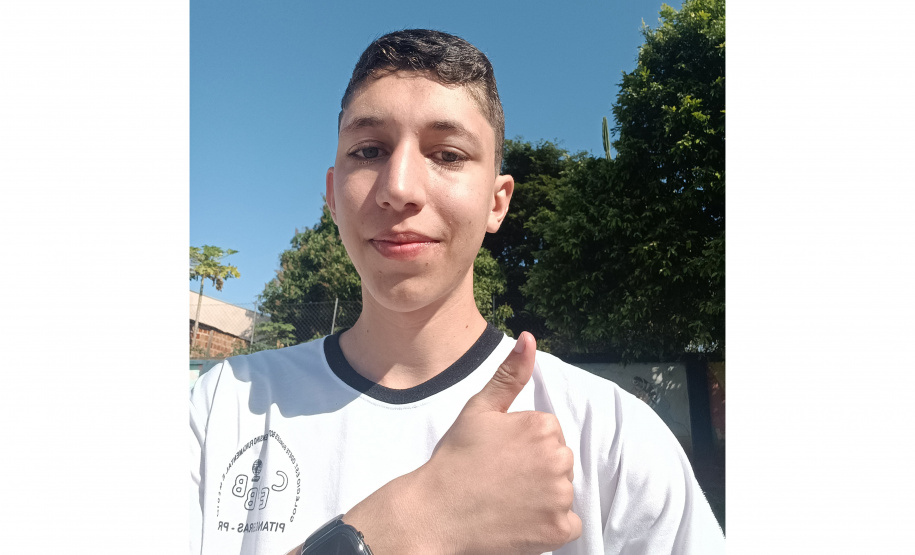 Desembarques do Ganhando o Mundo: 54 alunos concluem programa de intercâmbio na Austrália e são recebidos com festa na volta para casa