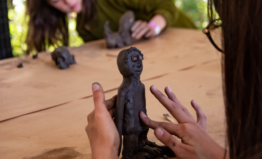 Crianças e adolescentes podem aproveitar programação intensa e gratuita no Museu Paranaense em julho