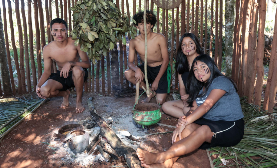 Processo seletivo de bolsas de estudos tem como público quilombolas, indígenas e ciganos