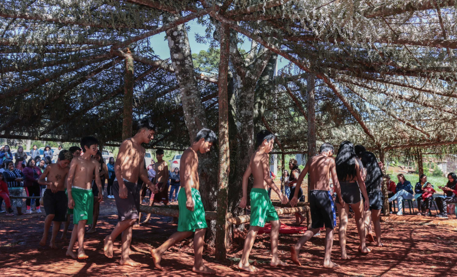 Processo seletivo de bolsas de estudos tem como público quilombolas, indígenas e ciganos