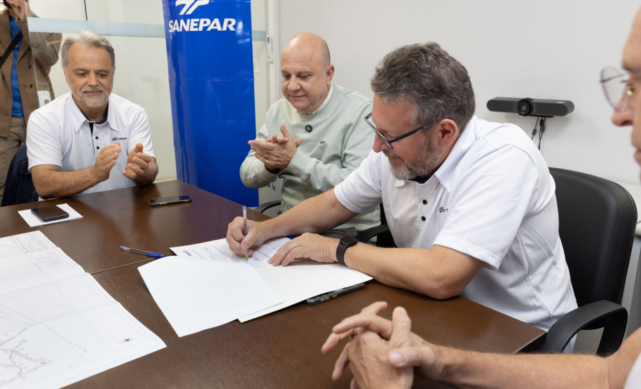 Sanepar e Prefeitura de Antonina assinam protocolo de intenções para saneamento básico