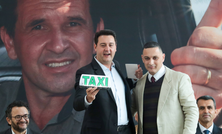 FOMENTO PR TAXI