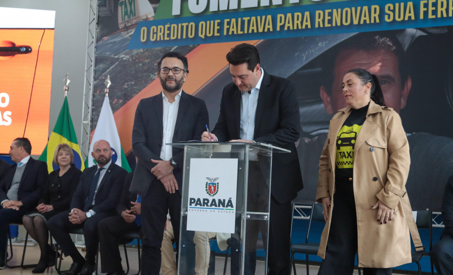 FOMENTO PR TAXI