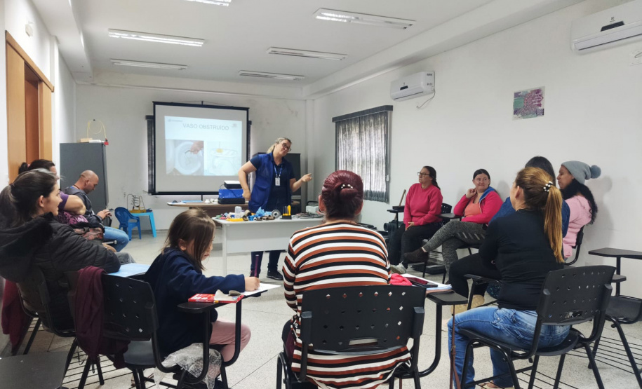 SANEPAR CURSO DE MANUTENÇÃO HIDRÁULICA MULHERES