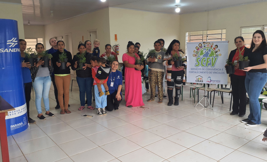 Sanepar apresenta à comunidade técnicas de cultivo de Plantas Alimentícias Não Convencionais (Pancs) e Plantas Medicinais