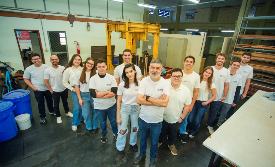 Pesquisa desenvolvida na UEM aponta viabilidade do aço reforçado por  nióbio para obras de construção