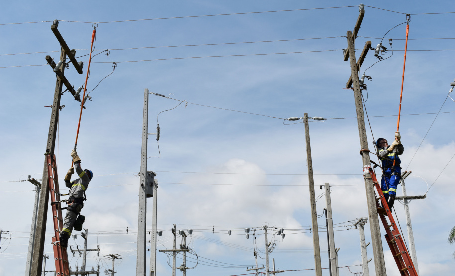 Técnicas de segurança da Copel tornam-se referência internacional para trabalho em altura