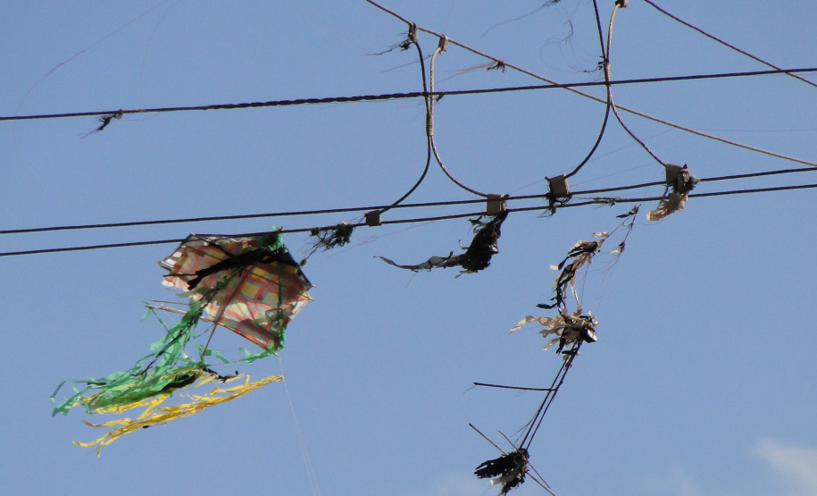 COPEL ORIENTA SEGURANÇA PIPAS