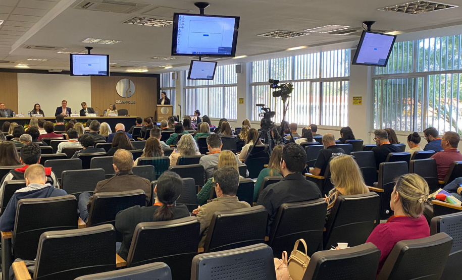 Telessaúde Paraná apresenta ações no encontro de Saúde Digital na região Sul do País