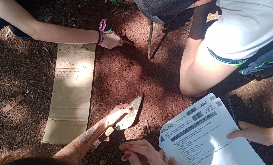 Com investimento de R$ 23,5 milhões, Estado lança a Rede de Clubes de Ciência