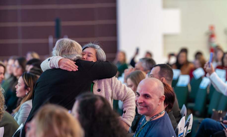 Educação promove encontro para capacitar diretores da rede e gestores dos Núcleos Regionais de Educação (NREs) de todo o Estado